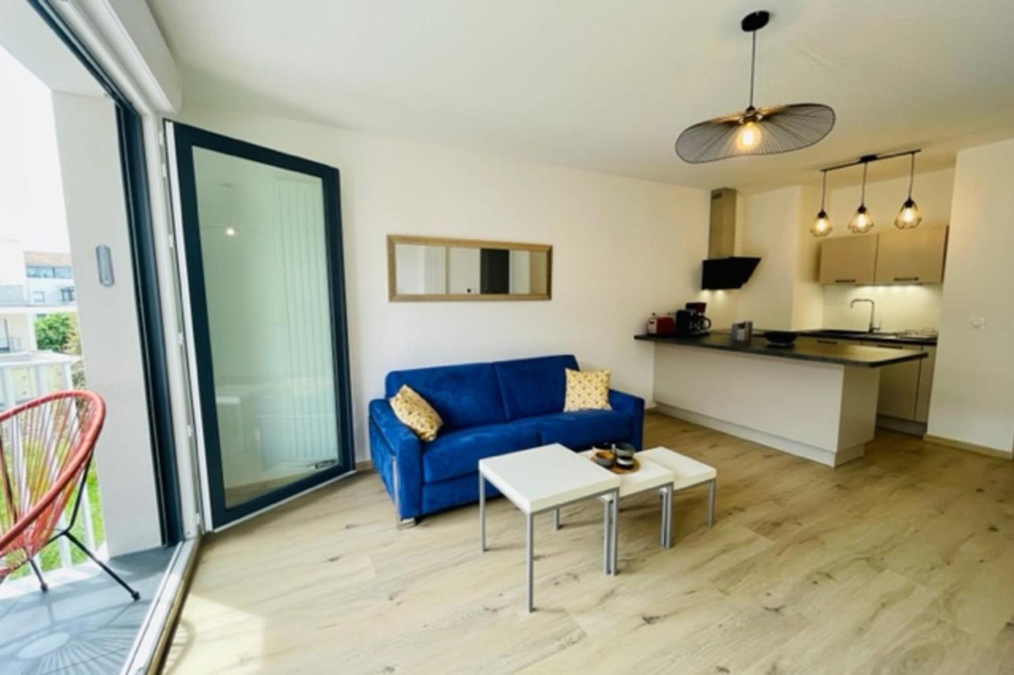 Апартаменти Charming New Flat With Balcony Ла-Рошель Екстер'єр фото